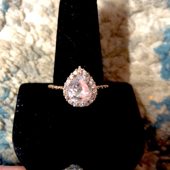 💎Tear Drop sapphire rose gold twisted ring NWOT - Picture 1 of 5